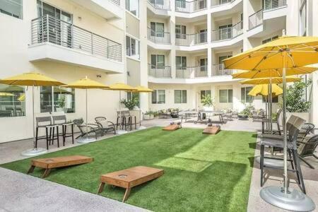 Paradise Cozysuites With Pool And Jacuzzi 11 Phoenix Dış mekan fotoğraf