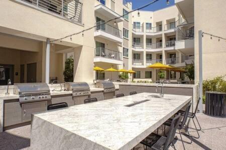 Paradise Cozysuites With Pool And Jacuzzi 11 Phoenix Dış mekan fotoğraf